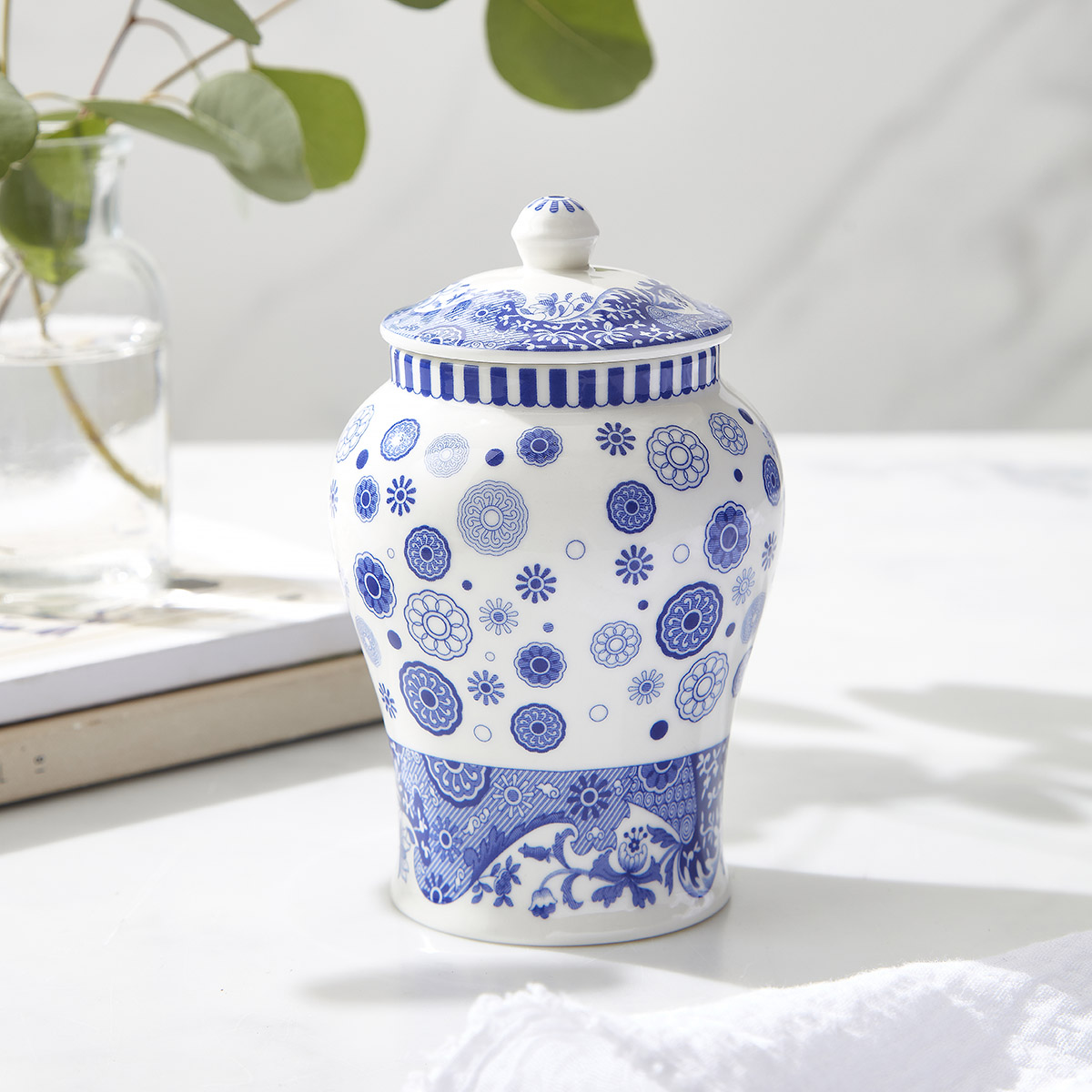Brocato Mini Vase image number null